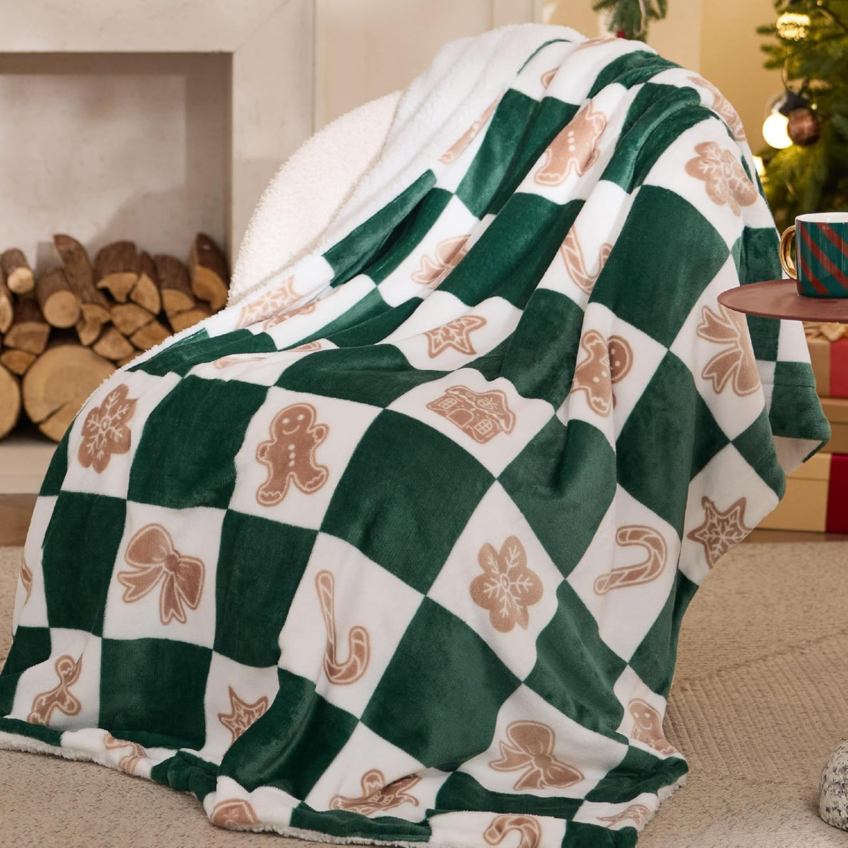 Bedsure Christmas Sherpa Throw Blanket – 50 × 60 in