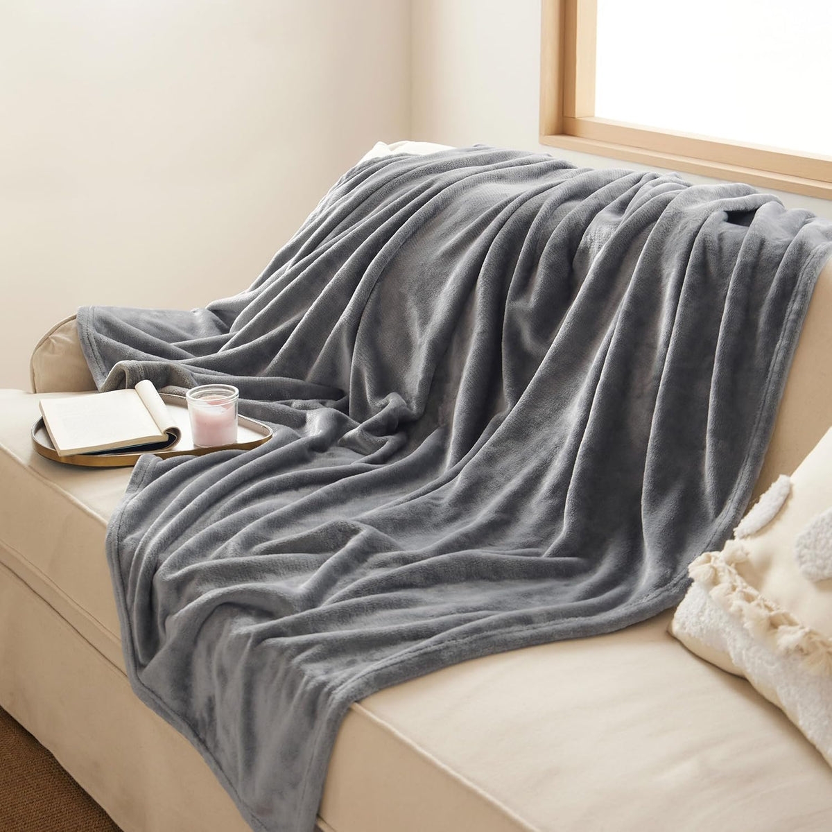 Bedsure GentleSoft Fleece Blanket Twin Size